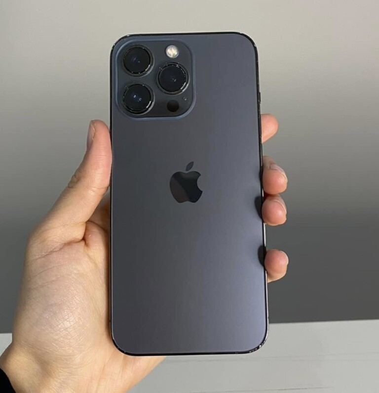Înlocuire sticlă spate iPhone 14 Pro — După