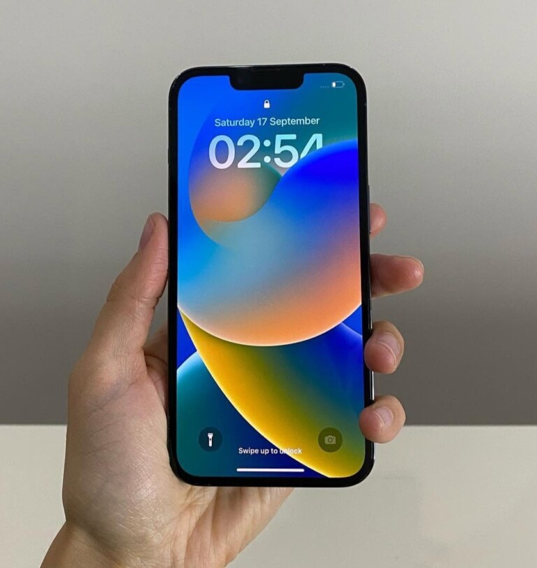 Înlocuire display iPhone 12 — După